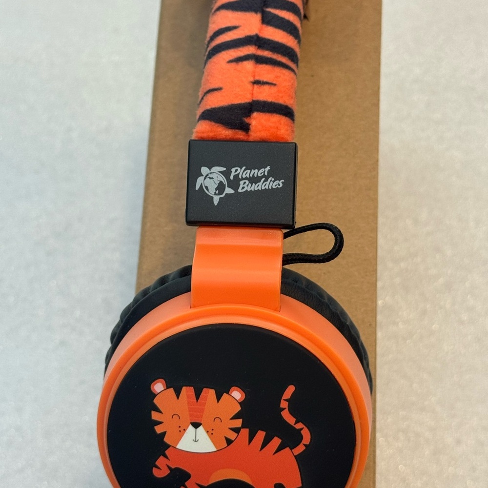 Furry Wired‎ Headphones - Orange and Black - Picture 2 of 8